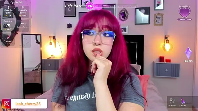 Snapshot of Leah_cherry chatting on 21, 7, 2026 Leah cherry online show from 21, 7, 2026