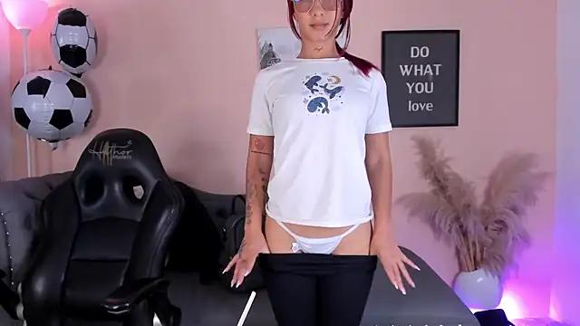 Snapshot of _MaryAnn chatting on 17, 7, 2026 MaryAnn online show from 17, 7, 2026