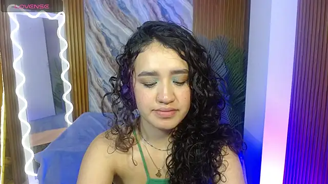 Ellis tay online show from 26, 4, 2026