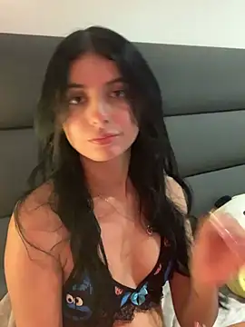 VIOLET 19XXX online show from 19, 7, 2026