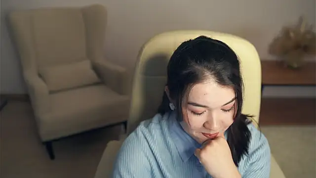 ShanaYock online show from 11, 4, 2026