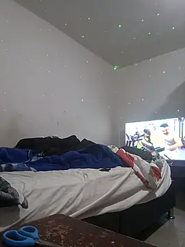 angelplu online show from 13, 4, 2026