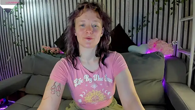 Ricki Bloom online show from 25, 6, 2026
