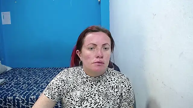 Snapshot of carolinhe26 chatting on 18, 7, 2026 carolinhe26 online show from 18, 7, 2026