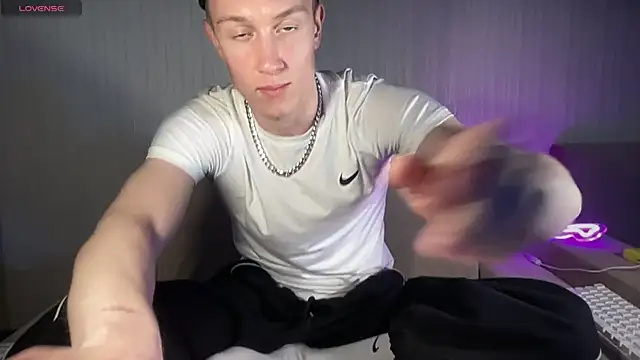 Travis Gracile online show from 19, 6, 2026