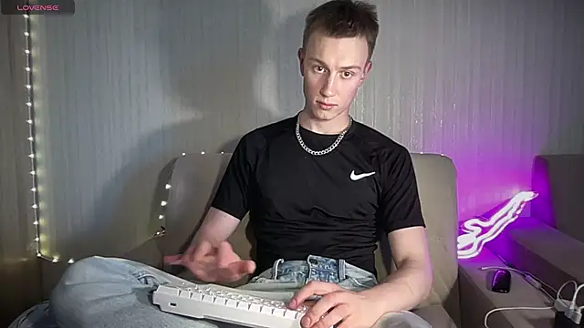 Travis Gracile online show from 20, 6, 2026