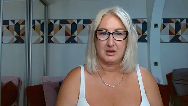 DianaFrances online show from 28, 6, 2026