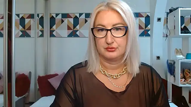 DianaFrances online show from 17, 7, 2026