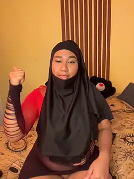 Snapshot of Samira_fares chatting on 14, 4, 2026 Samira fares online show from 14, 4, 2026