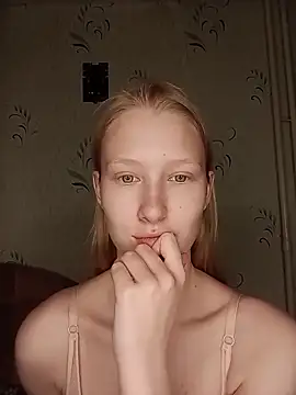 Snapshot of Tanya_Savel chatting on 3, 5, 2026 Tanya Savel online show from 3, 5, 2026