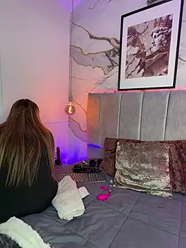 Brenda Brm online show from 7, 7, 2026