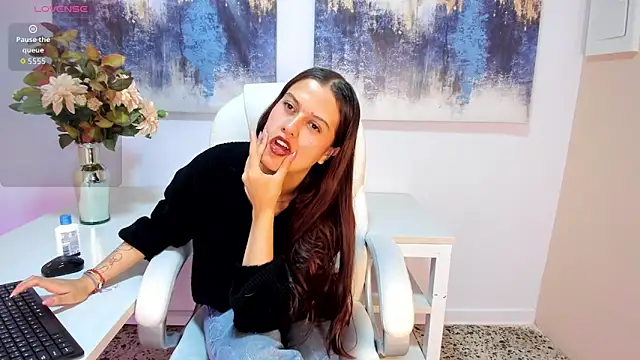 madydoll  online show from 19, 6, 2026
