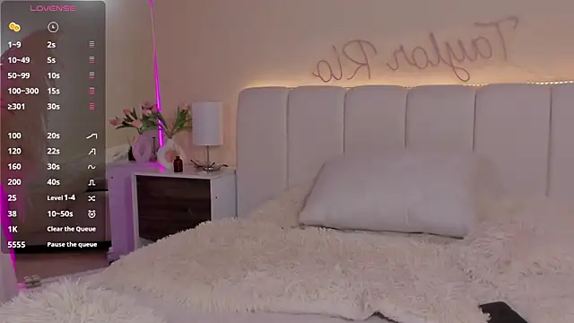 Snapshot of teylor_rio chatting on 15, 4, 2026 teylor rio online show from 15, 4, 2026