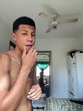 lohan769 online show from 13, 4, 2026