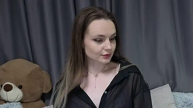 Snapshot of Lovelisse chatting on 17, 5, 2026 Lovelisse online show from 17, 5, 2026