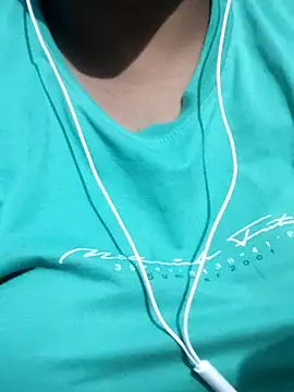 Siya mic online show from 12, 4, 2026