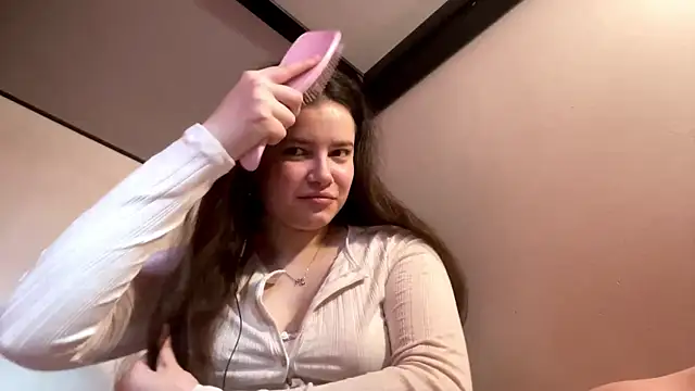 LonnaVandal online show from 13, 4, 2026