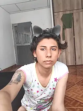 Ericahot3 online show from 16, 4, 2026