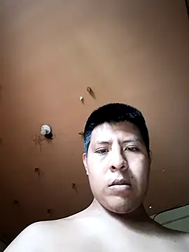 Snapshot of Williamtz chatting on 11, 4, 2026 Williamtz online show from 11, 4, 2026