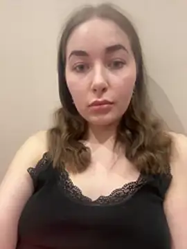 Doris2222 online show from 14, 4, 2026