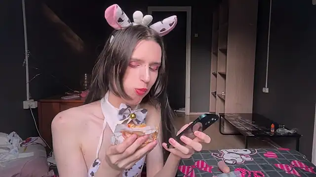 Niky Long online show from 3, 6, 2026