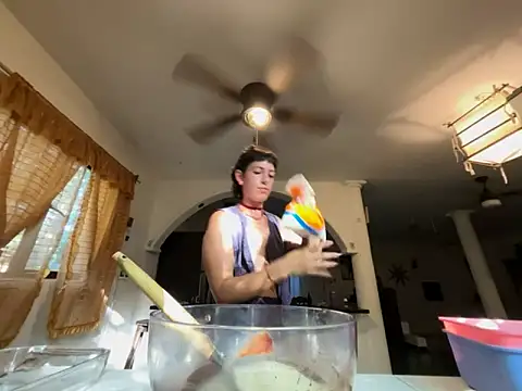 evil-lolitaxxx online show from 27, 4, 2026