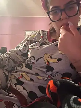 Sofialapazzerella online show from 10, 5, 2026