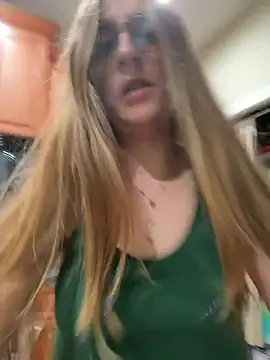 prettykitttty online show from 11, 7, 2026