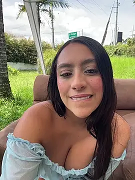 JuliettaGmz online show from 6, 6, 2026