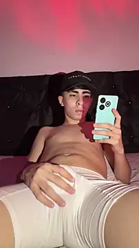 michaell twinkk online show from 26, 4, 2026