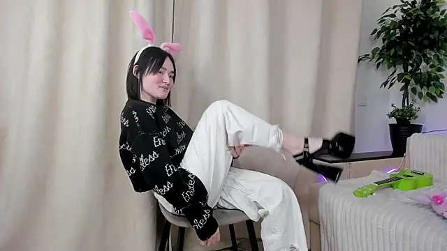 AliFlentroy online show from 18, 4, 2026