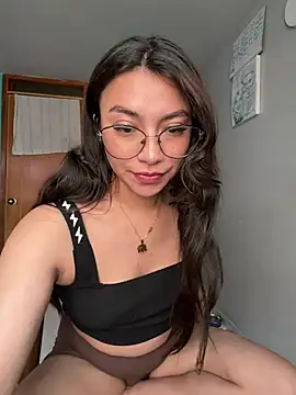 Snapshot of CocoaGigiMuse chatting on 25, 6, 2026 CocoaGigiMuse online show from 25, 6, 2026