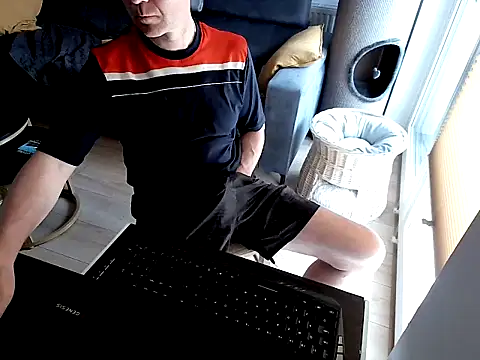 Snapshot of KoneserZmyslow chatting on 2, 6, 2026 KoneserZmyslow online show from 2, 6, 2026