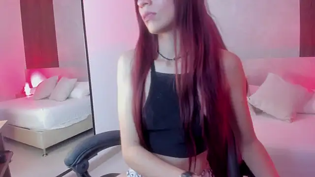 Snapshot of marylin_gold chatting on 28, 4, 2026 marylin gold online show from 28, 4, 2026