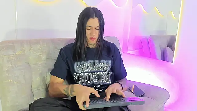 Snapshot of Aohomlester_ chatting on 20, 7, 2026 Aohomlester online show from 20, 7, 2026