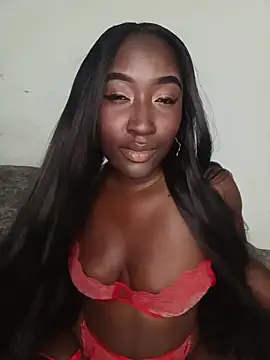Snapshot of KaleaEbony chatting on 18, 4, 2026 KaleaEbony online show from 18, 4, 2026