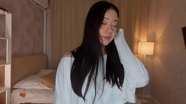 LachelleLeder online show from 27, 4, 2026