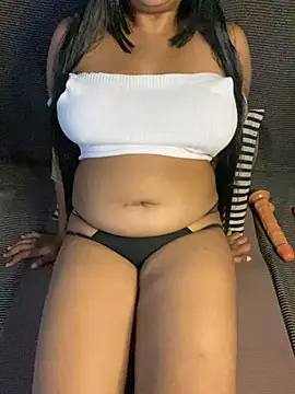 peacheypink online show from 25, 6, 2026