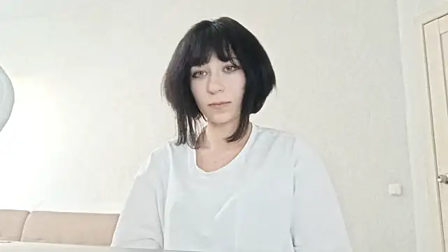 HalinaDoniel online show from 15, 4, 2026