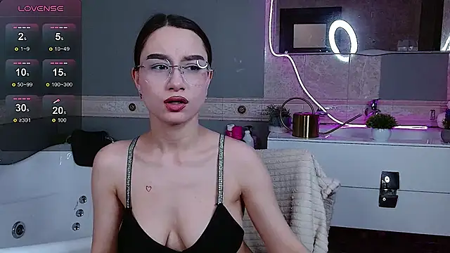 Snapshot of AndreaJohnsons chatting on 15, 5, 2026 AndreaJohnsons online show from 15, 5, 2026