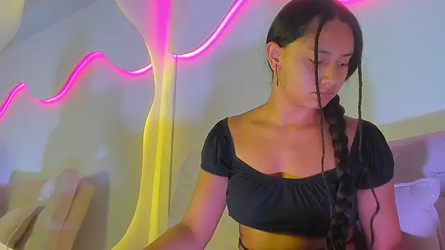 VenusBlazzer online show from 10, 7, 2026