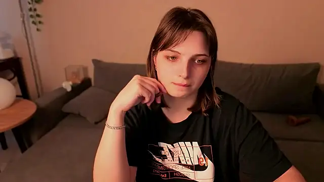 tender meow online show from 24, 6, 2026