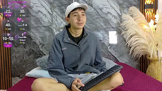 Snapshot of NoahWalker__ chatting on 26, 6, 2026 NoahWalker online show from 26, 6, 2026