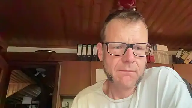 Snapshot of o_florian_o1 chatting on 31, 7, 2026 o florian o1 online show from 31, 7, 2026