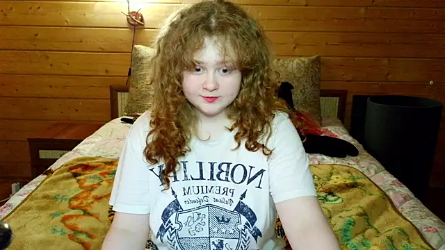 Snapshot of Sara_del_Sun chatting on 11, 6, 2026 Sara del Sun online show from 11, 6, 2026