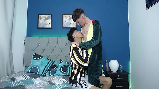 Thiago And Gael online show from 18, 4, 2026