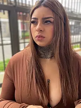 ScarlettRose Pink online show from 20, 4, 2026