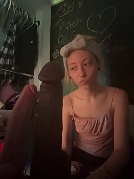 Spoilmedaddy732 online show from 20, 6, 2026