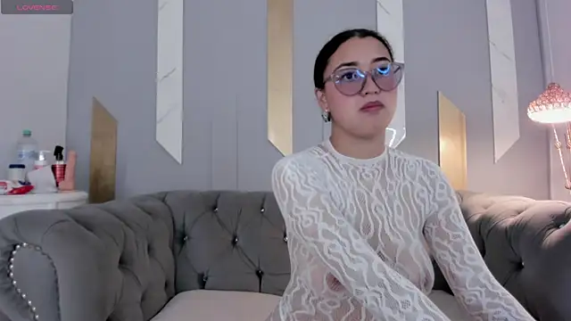 Snapshot of Sweet_lia08 chatting on 8, 5, 2026 Sweet lia08 online show from 8, 5, 2026