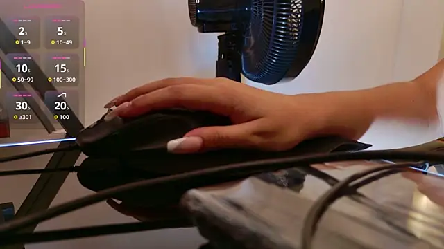 Snapshot of angelica-moon chatting on 23, 5, 2026 angelica-moon online show from 23, 5, 2026
